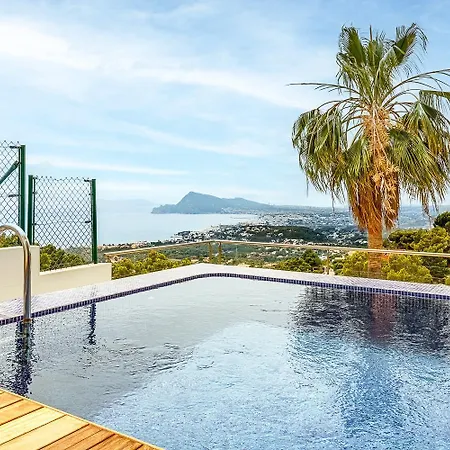 Esmeralda 8 Lujo Holiday home